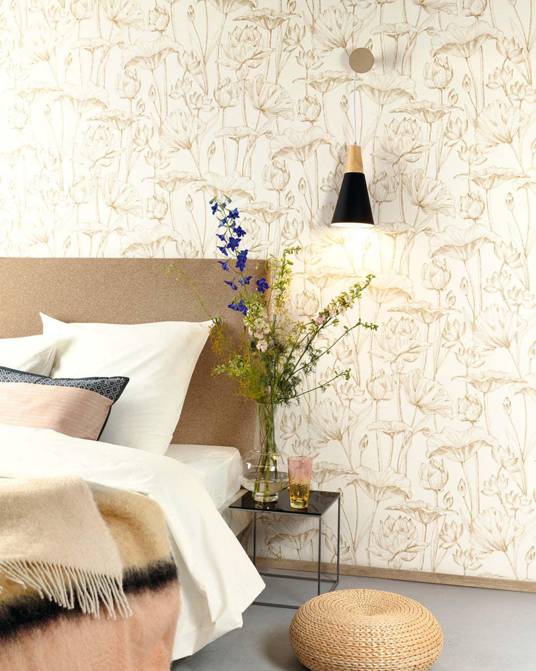 Midbec Lotus Black - LOT303