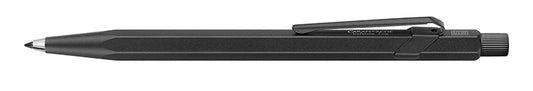 Kulspetspenna Caran d'Ache 849 Black Code