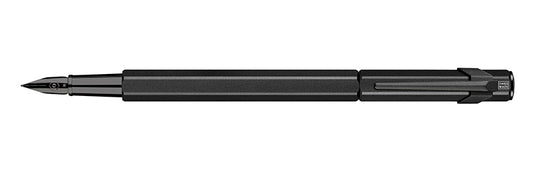 Reservoarpenna Caran d´Ache 849 Black Ed. Fountain pen, Black Code, nib M
