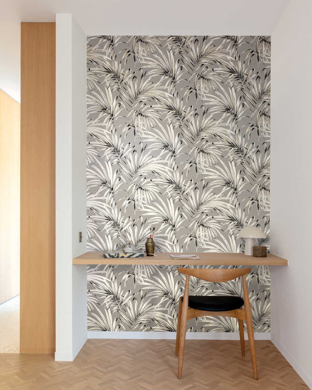 Midbec Palm Midnight - LOT102