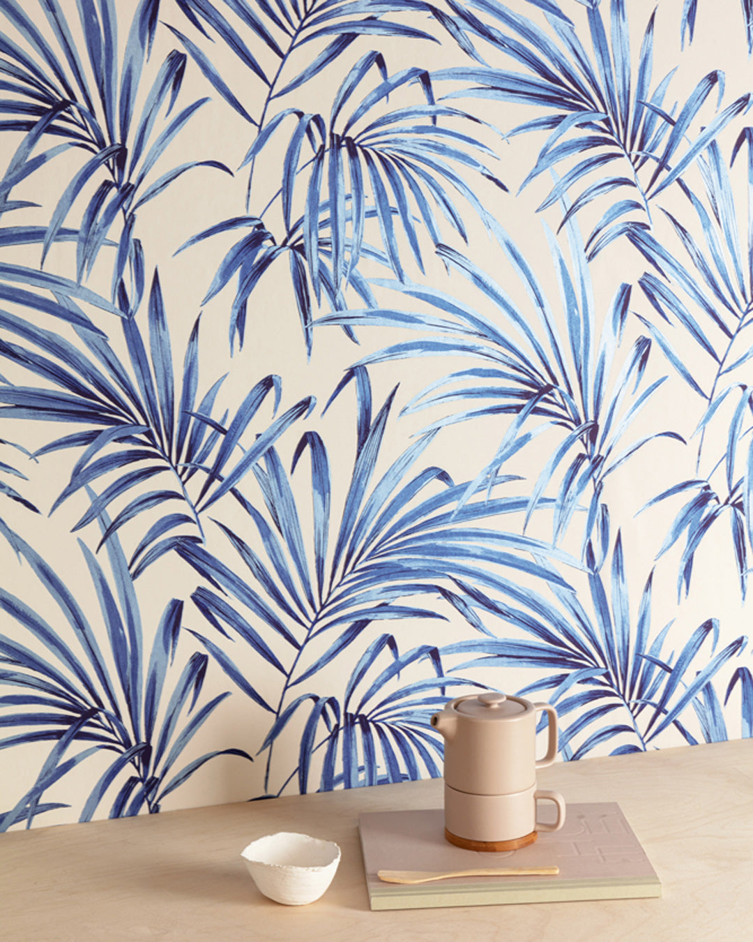 Midbec Palm Cobalt – LOT106