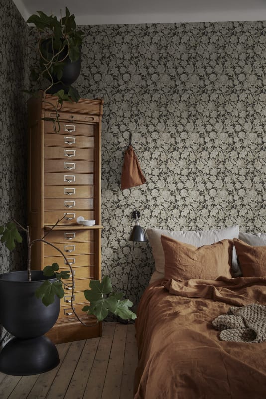 Sandberg Valentin, Charcoal - S10247